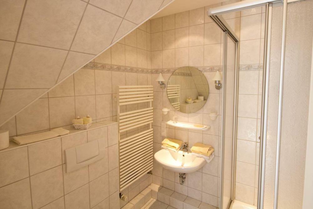 Kapitaenshaus " Passat " Apartment Wittdün Екстериор снимка